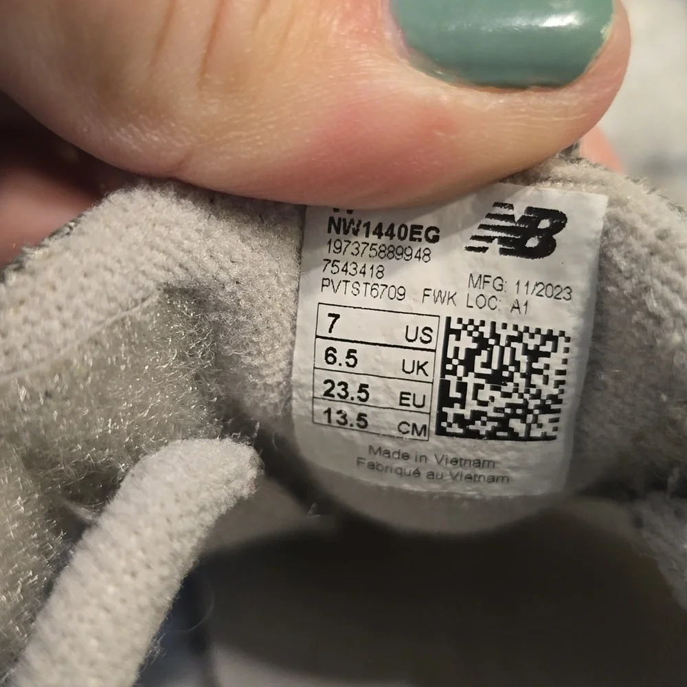 Toddler New Balance And Vans Set - Picture 10 of 15